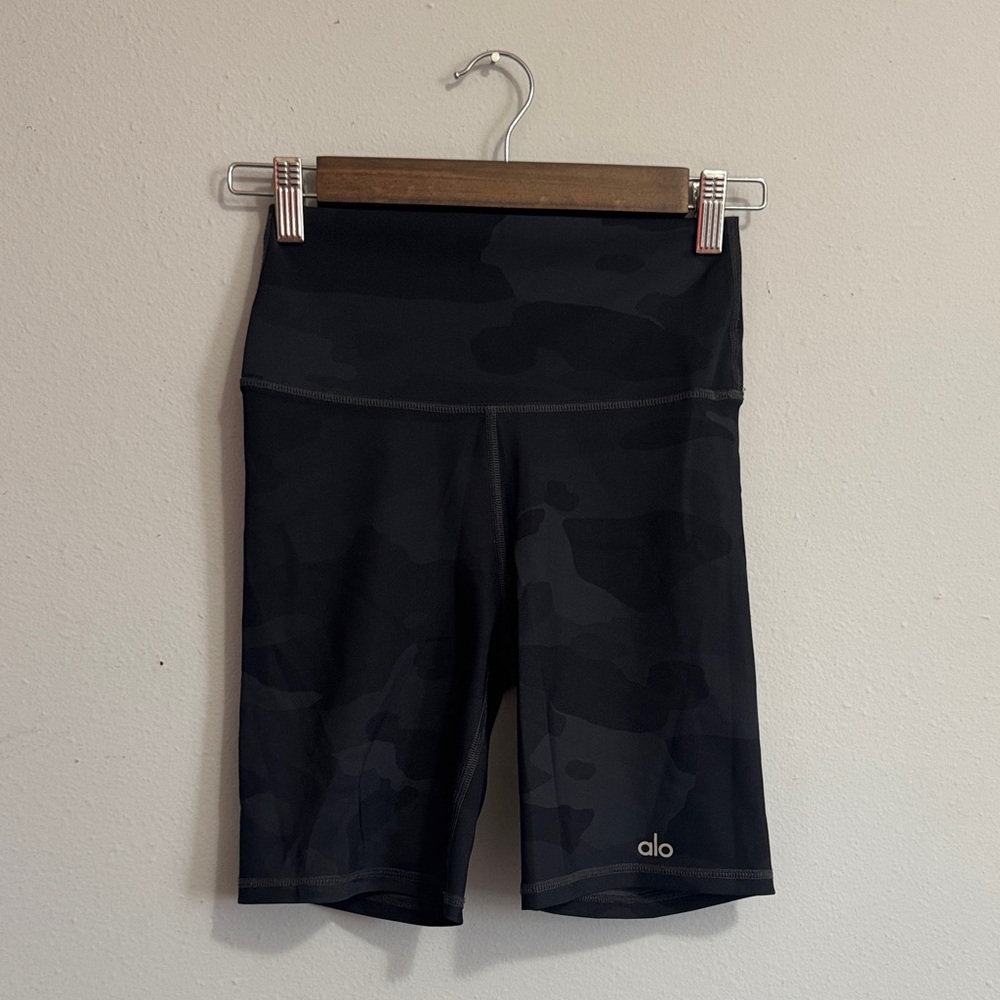 ALO Yoga Camo Bike Shorts